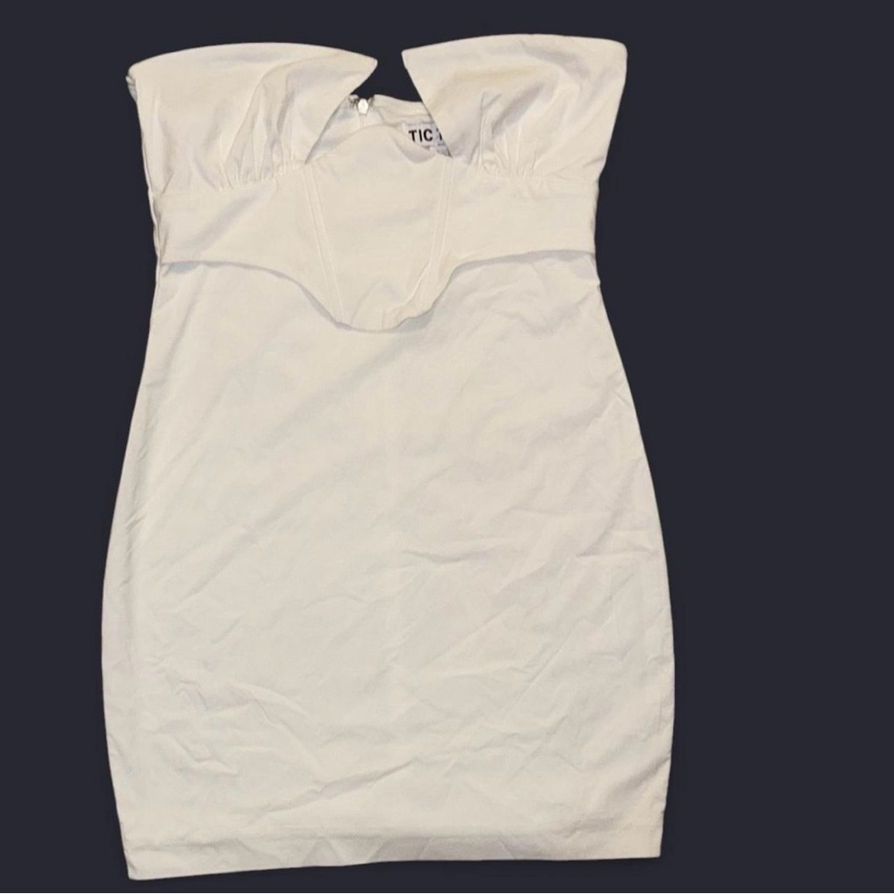 White Tic Tok Strapless Bodycon Dress Size  Large, Excellent Condition